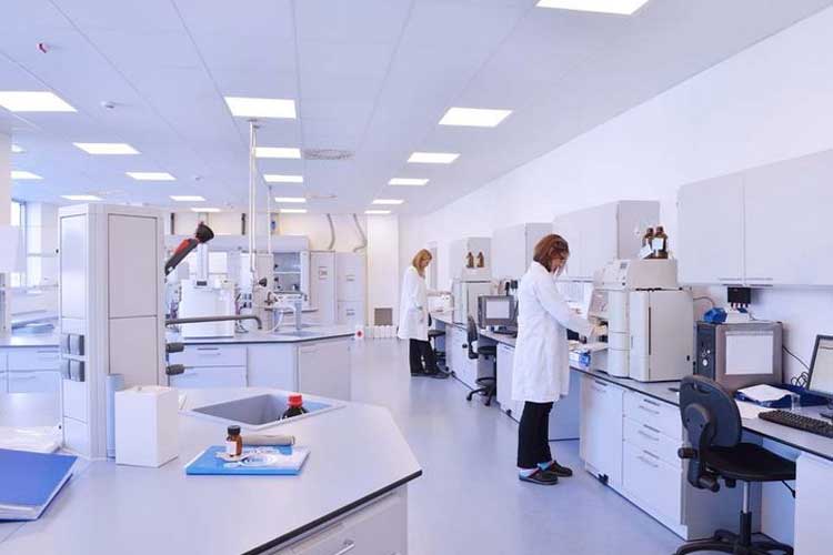 實(shí)驗(yàn)室和儀器室怎么控制濕度？ 實(shí)驗(yàn)儀器室除濕機(jī)